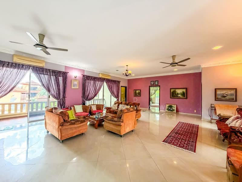 Bungalow for Sale in Country Heights (Kajang) - Muhd Khairulnawawi Kamaruddin - Living Room - PropertyGuru.com.my