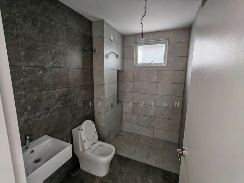 2-storey Terraced House for Sale in Taman Impian Emas (Skudai) - DIDIE FARHAN - Bathroom - PropertyGuru.com.my
