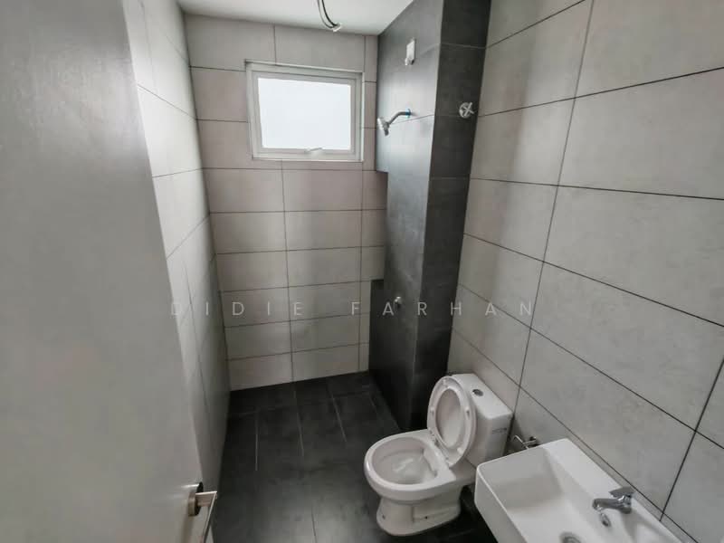 2-storey Terraced House for Sale in Taman Impian Emas (Skudai) - DIDIE FARHAN - Bathroom - PropertyGuru.com.my