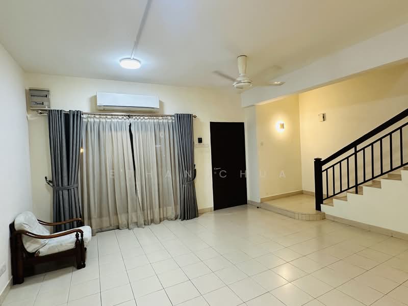 2-storey Terraced House for Rent in Bandar Bukit Raja (Klang) - Ethan Chua - Living Room - PropertyGuru.com.my