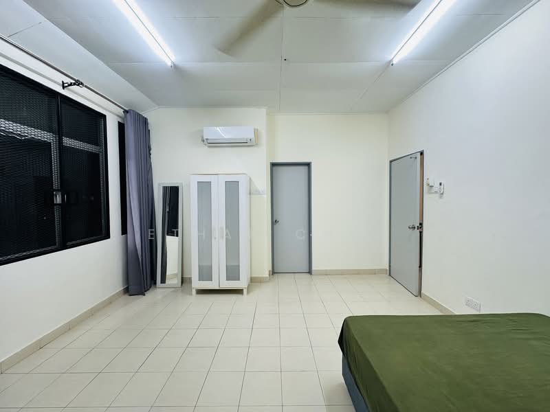 2-storey Terraced House for Rent in Bandar Bukit Raja (Klang) - Ethan Chua - Bedroom - PropertyGuru.com.my