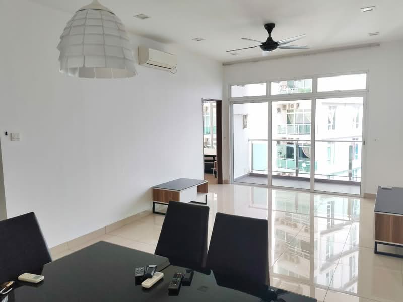 M Condominium @ Larkin untuk Untuk Dijual - RM 450,000, Mac 2026 - Living Room - PropertyGuru.com.my