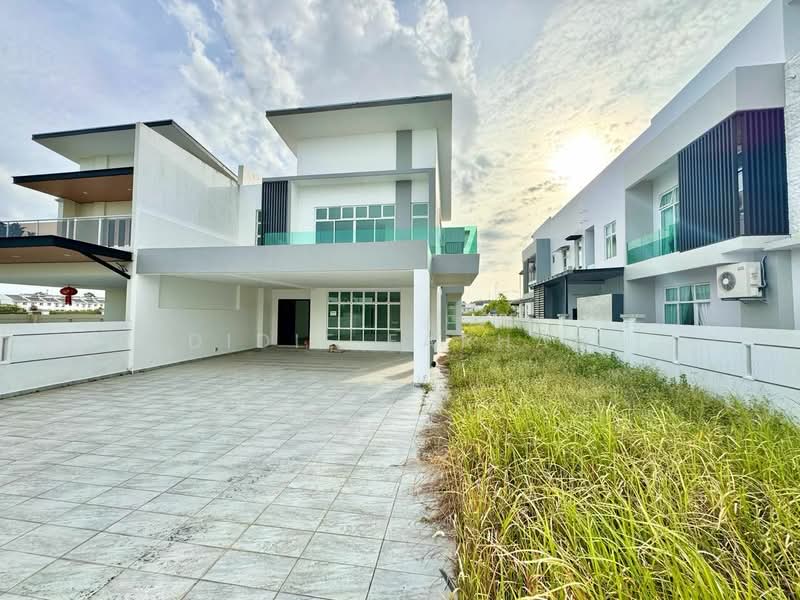 Semi-Detached House for Sale in Skudai (Johor) - DIDIE FARHAN - Exterior - PropertyGuru.com.my