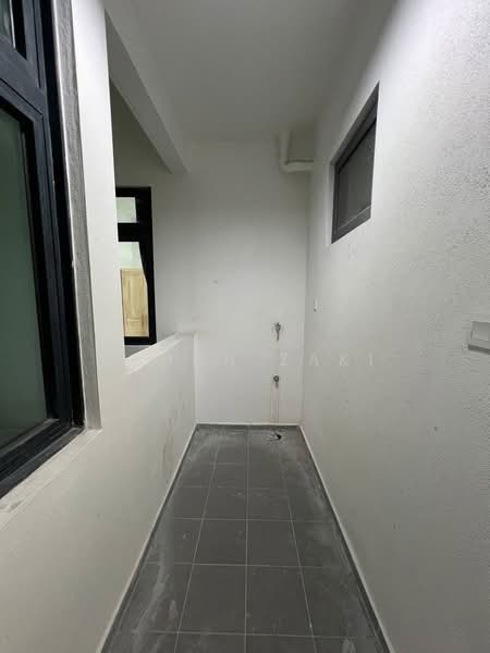 Service Residence for Rent at The Louvre @ Country Heights - Zehan Zaki - Corridor - PropertyGuru.com.my