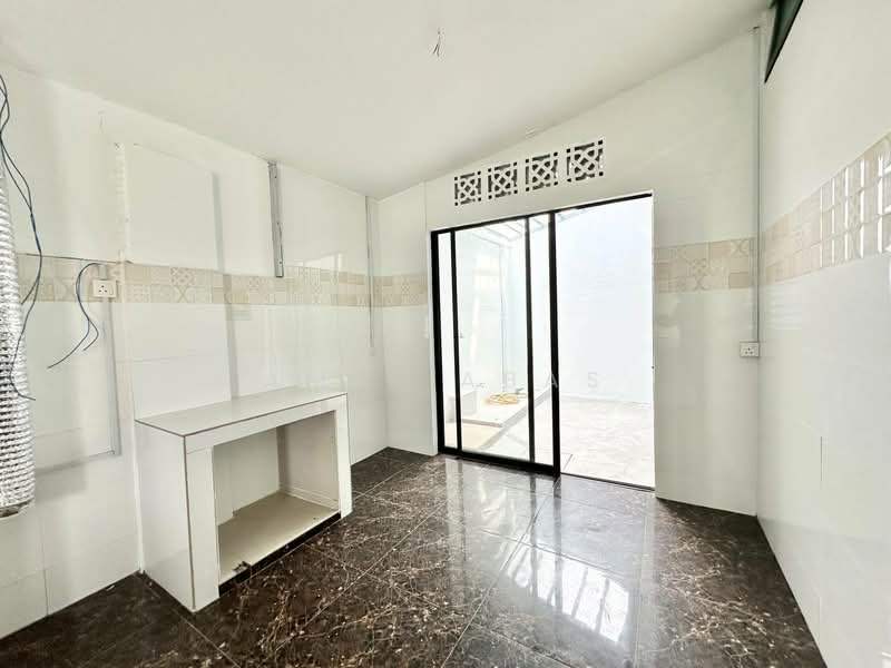 2 Storey Semi D Garden Villa Seksyen 7 Shah Alam untuk Untuk Dijual - RM 2,000,000, Mac 2026 - Interior - PropertyGuru.com.my