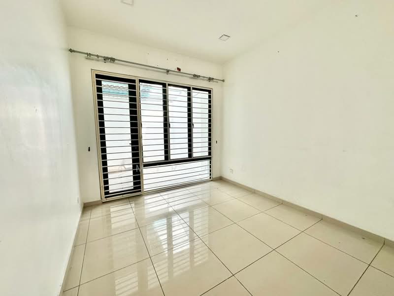 2 Storey Semi D Garden Villa Seksyen 7 Shah Alam untuk Untuk Dijual - RM 2,000,000, Mac 2026 - Interior - PropertyGuru.com.my