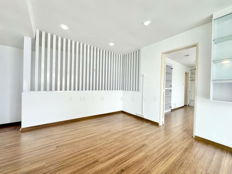 2 Storey Semi D Garden Villa Seksyen 7 Shah Alam untuk Untuk Dijual - RM 2,000,000, Mac 2026 - Living Room - PropertyGuru.com.my