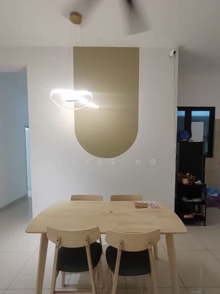 Kondominium untuk Disewa di Residensi Bintang - Apple Ng - Dining Room - PropertyGuru.com.my