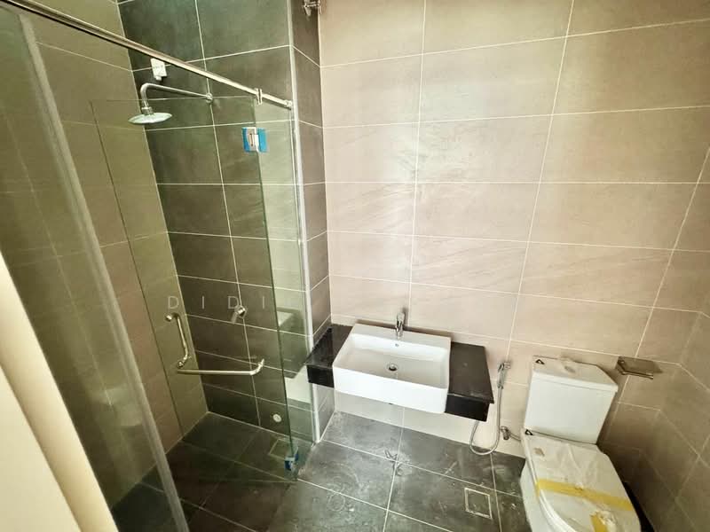 Semi-Detached House for Sale in Skudai (Johor) - DIDIE FARHAN - Bathroom - PropertyGuru.com.my