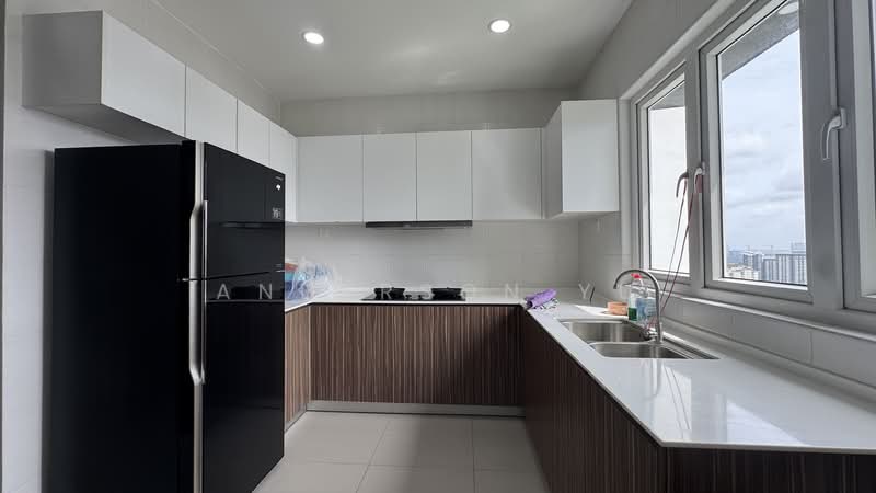 M Condominium @ Larkin untuk Untuk Dijual - RM 580,000, Mac 2026 - Kitchen - PropertyGuru.com.my