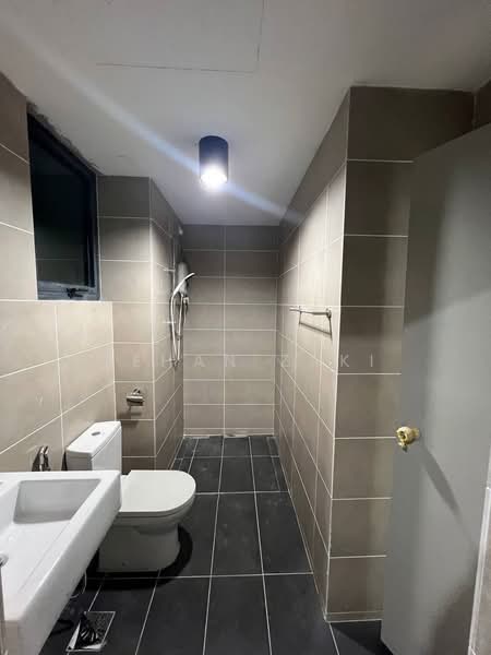 Servis Apartment untuk Disewa di Serviced Residence @ The Louvre @ Country Heights - Zehan Zaki - PropertyGuru.com.my