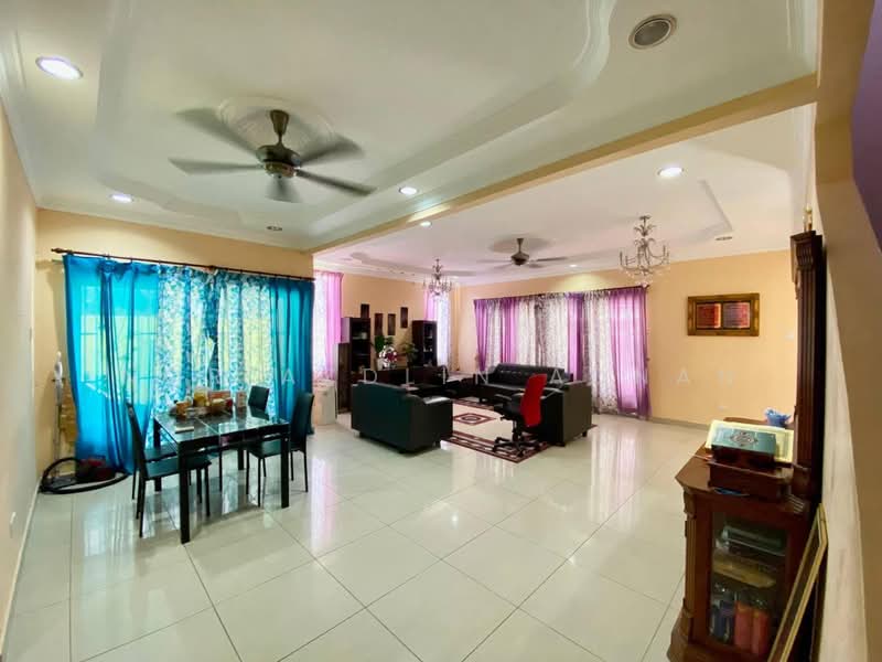 Taman Kajang Impian untuk Untuk Dijual - RM 998,000, Mac 2026 - Living Room - PropertyGuru.com.my
