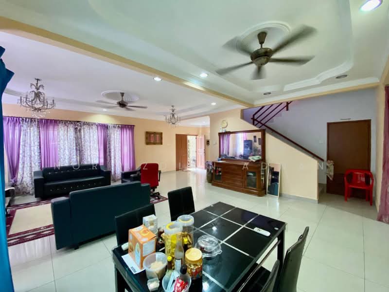 Taman Kajang Impian untuk Untuk Dijual - RM 998,000, Mac 2026 - Living Room - PropertyGuru.com.my