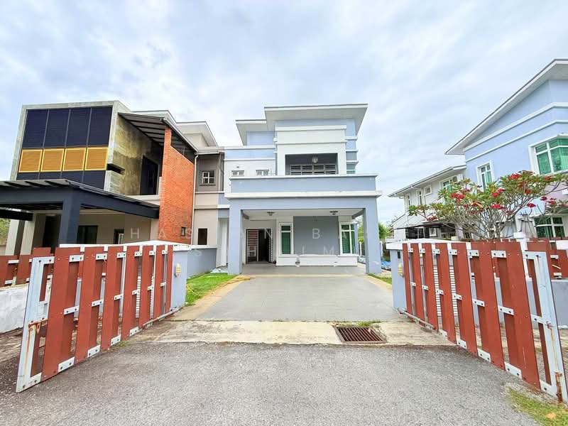 Semi-Detached House for Sale in Nilai (Negeri Sembilan) - Hassan Basri Suhaimi - Exterior - PropertyGuru.com.my