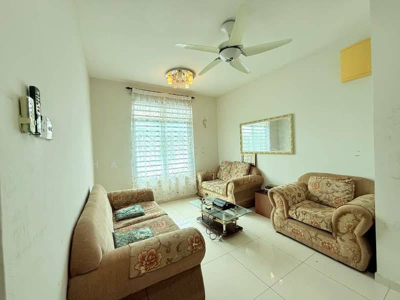 Semi-Detached House for Sale in Nilai (Negeri Sembilan) - Hassan Basri Suhaimi - Living Room - PropertyGuru.com.my