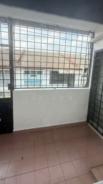 Rumah Teres 1 Tingkat untuk Dijual di Taman Universiti (Skudai) - Ivy Low - Balcony - PropertyGuru.com.my