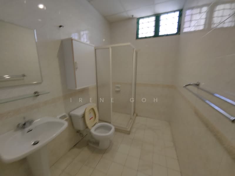 Sri Pangkor Condominium untuk Untuk Disewa - RM 4,000 /bulan, Mac 2026 - Bathroom - PropertyGuru.com.my