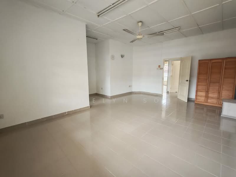 2-storey Terraced House for Sale in Bandar Sungai Long (Selangor) - Jocelyn Soo - Living Room - PropertyGuru.com.my