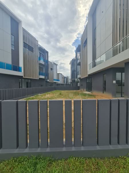 Last best buy corner,5mins to Bandar Sunway,Facing NW untuk Untuk Dijual - RM 2,130,000, Mac 2026 - Exterior - PropertyGuru.com.my