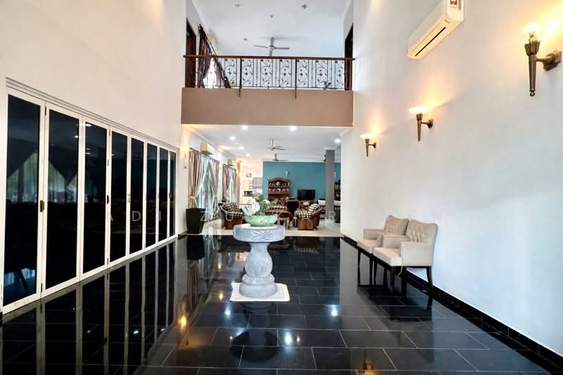 Bungalow for Sale in Country Heights (Kajang) - Adi Zulkarnaen - PropertyGuru.com.my