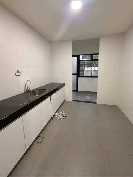 2-storey Terraced House for Rent in Taman Ekoflora (Johor Bahru) - Ivy Low - Kitchen - PropertyGuru.com.my
