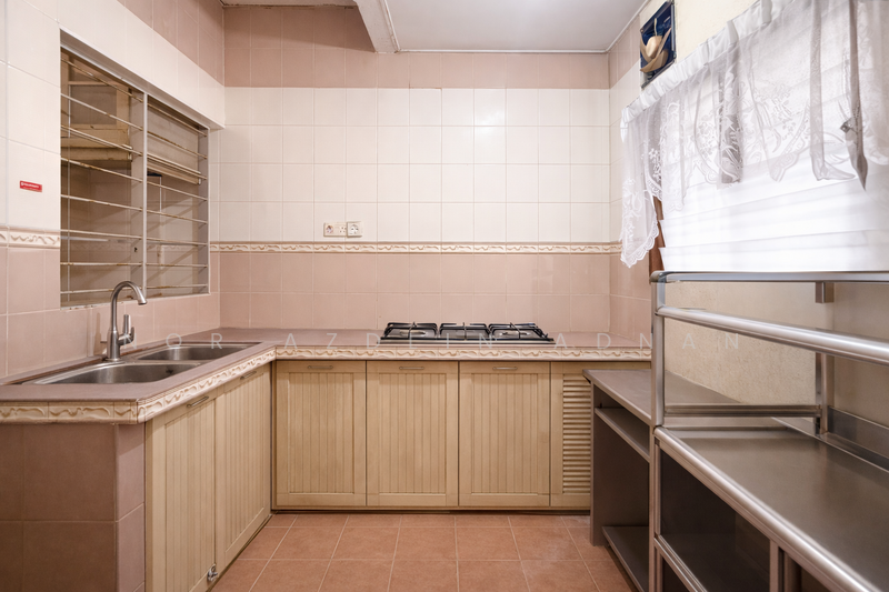 2-storey Terraced House for Sale in Bandar Bukit Puchong 2 (Puchong) - Nor Azdlin Adnan - Kitchen - PropertyGuru.com.my