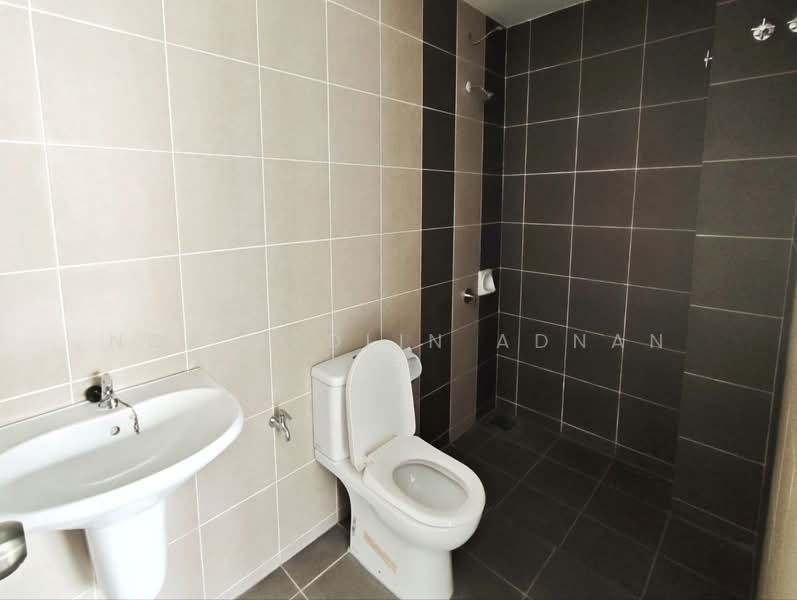 Albury 1 @ Mahkota Hills untuk Untuk Dijual - RM 350,000, Mac 2026 - Bathroom - PropertyGuru.com.my