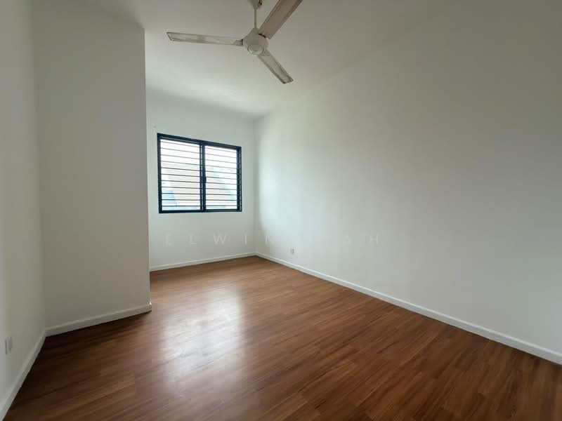 2-storey Terraced House for Sale in Bandar Country Homes (Rawang) - Elwin Mah - PropertyGuru.com.my