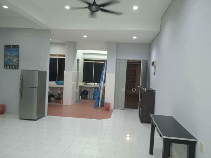 Apartment for Rent at Le Courts Desa Tambun - Kelvin Chong - Living Room - PropertyGuru.com.my