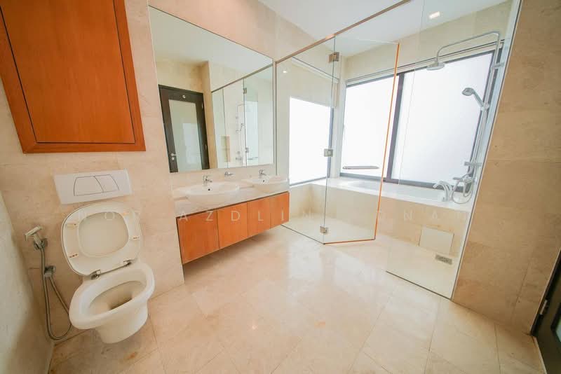 Terraced House for Sale in Taman Sri Hartamas (Sri Hartamas) - Nor Azdlin Adnan - Bathroom - PropertyGuru.com.my