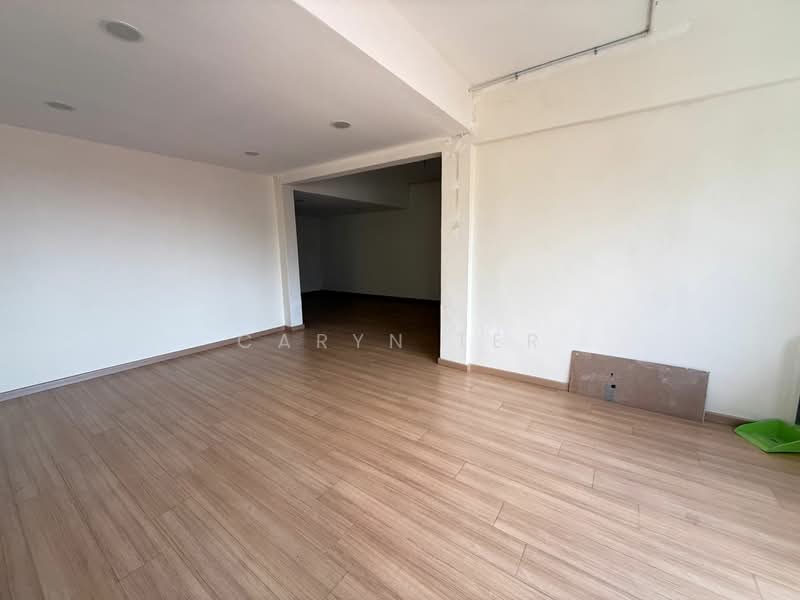 Taman Perling ( Facing Main Road ) 3-Storey Shop untuk Untuk Dijual - RM 1,580,000, Apr 2026 - Interior - PropertyGuru.com.my