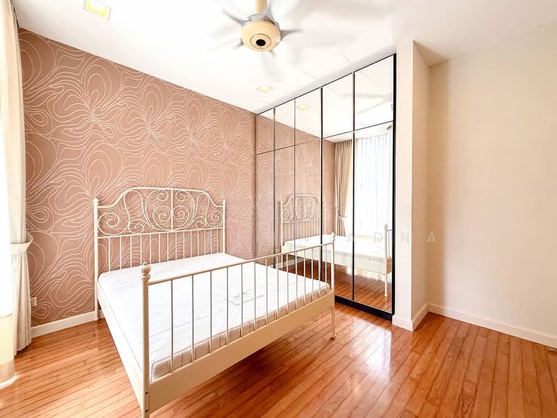 Condominium for Sale at Idaman Residence - Nor Azdlin Adnan - Bedroom - PropertyGuru.com.my