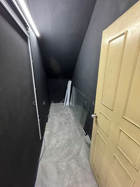 Shop for Rent in Taman Gaya (Ulu Tiram) - Caryn Ter - Interior - PropertyGuru.com.my