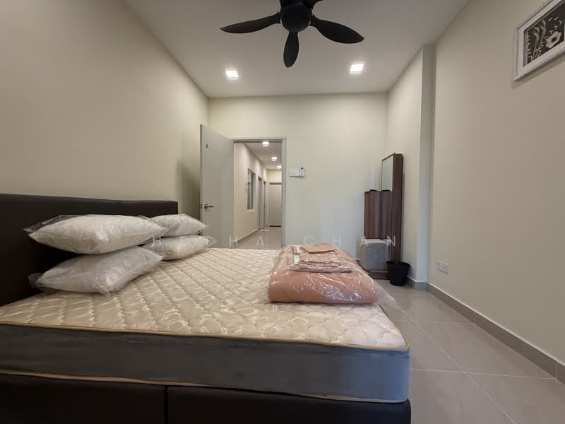 2.5-storey Terraced House for Sale in Bandar Baru Sri Petaling (Sri Petaling) - Hetha Chan - Bedroom - PropertyGuru.com.my