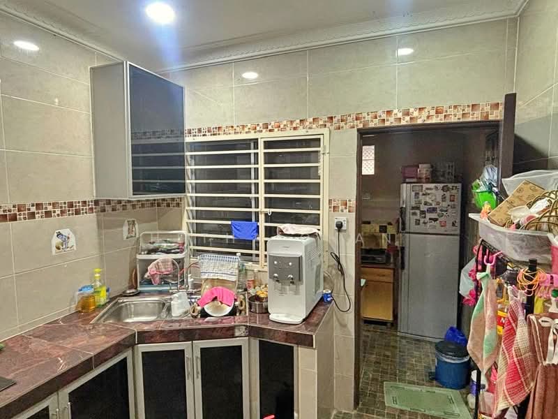 2-storey Terraced House for Sale in Bandar Baru Sri Petaling (Sri Petaling) - Hetha Chan - Kitchen - PropertyGuru.com.my