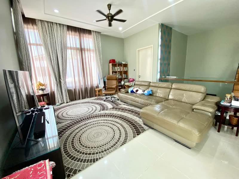 Rumah Berkembar untuk Dijual di Seri Kembangan (Selangor) - Fatin Ismail - Living Room - PropertyGuru.com.my