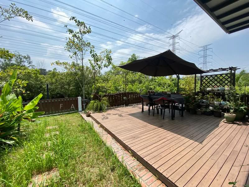 Rumah Berkembar untuk Dijual di Seri Kembangan (Selangor) - Fatin Ismail - Exterior - PropertyGuru.com.my