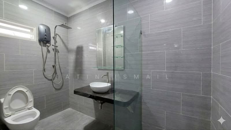 2-storey Terraced House for Sale in Taman Puchong Prima (Puchong) - Fatin Ismail - Bathroom - PropertyGuru.com.my