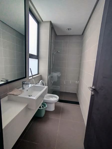 Avira Medini Iskandar untuk Untuk Disewa - RM 5,000 /bulan, Mac 2026 - Bathroom - PropertyGuru.com.my