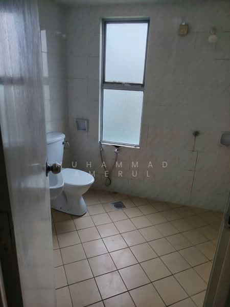 Brunsfield Riverview untuk Untuk Disewa - RM 1,297 /bulan, Mac 2026 - Bathroom - PropertyGuru.com.my