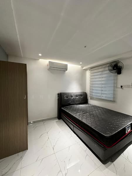 Taman Johor Jaya untuk Untuk Disewa - RM 2,700 /bulan, Mac 2026 - Bedroom - PropertyGuru.com.my