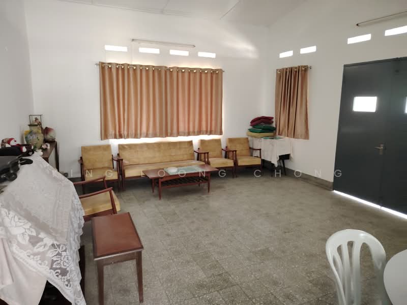 Rumah Banglo untuk Dijual di Petaling Jaya (Selangor) - King Loong Chong - Living Room - PropertyGuru.com.my