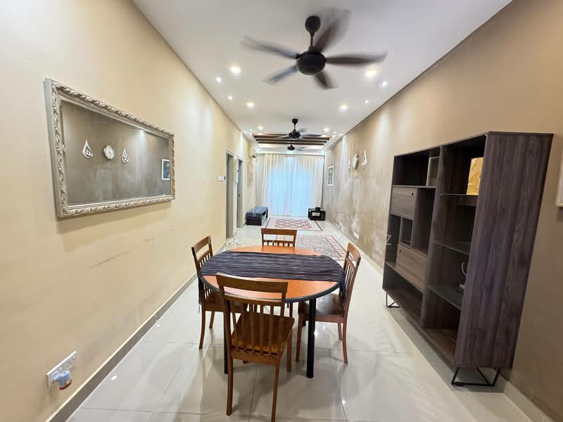 Bellevue @ Cybersouth untuk Untuk Disewa - RM 1,600 /bulan, Mac 2026 - Living Room - PropertyGuru.com.my