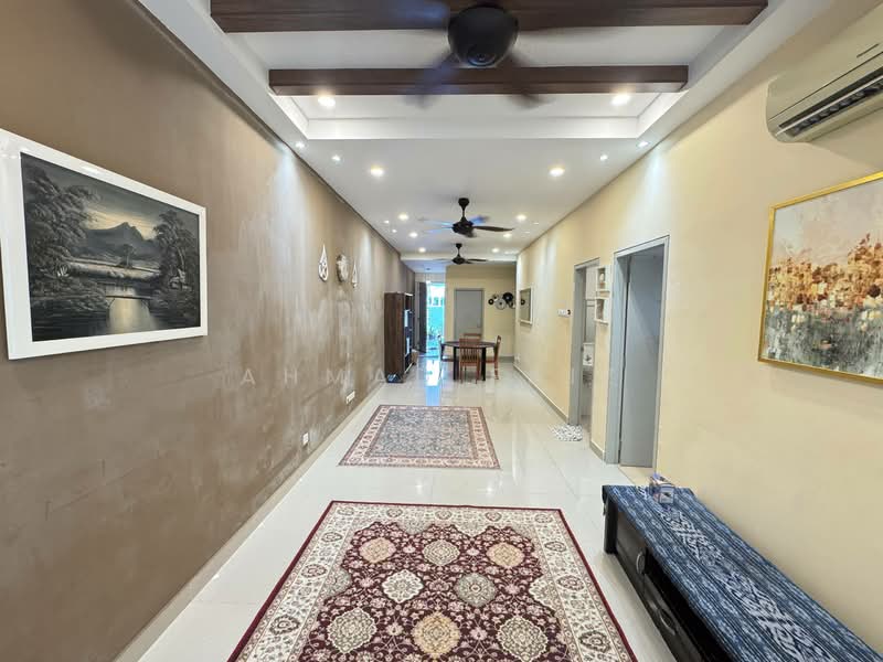 Bellevue @ Cybersouth untuk Untuk Disewa - RM 1,600 /bulan, Mac 2026 - Corridor - PropertyGuru.com.my