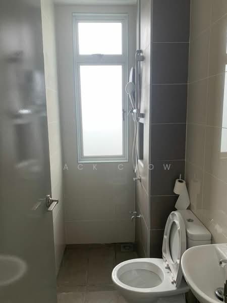 Service Residence for Sale at D'Lagoon - Zack Chow - Bathroom - PropertyGuru.com.my
