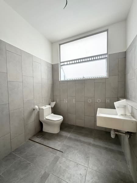 2-storey Terraced House for Sale in Taman Impian Emas (Skudai) - Pauline Goh - Bathroom - PropertyGuru.com.my