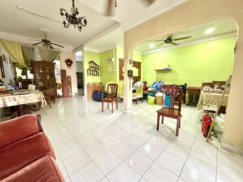 2-storey Terraced House for Sale in Bayan Baru (Penang) - Aswad . - Living Room - PropertyGuru.com.my