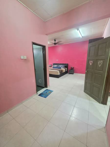 Taman Tampoi Indah untuk Untuk Dijual - RM 610,000, Mac 2026 - Bedroom - PropertyGuru.com.my