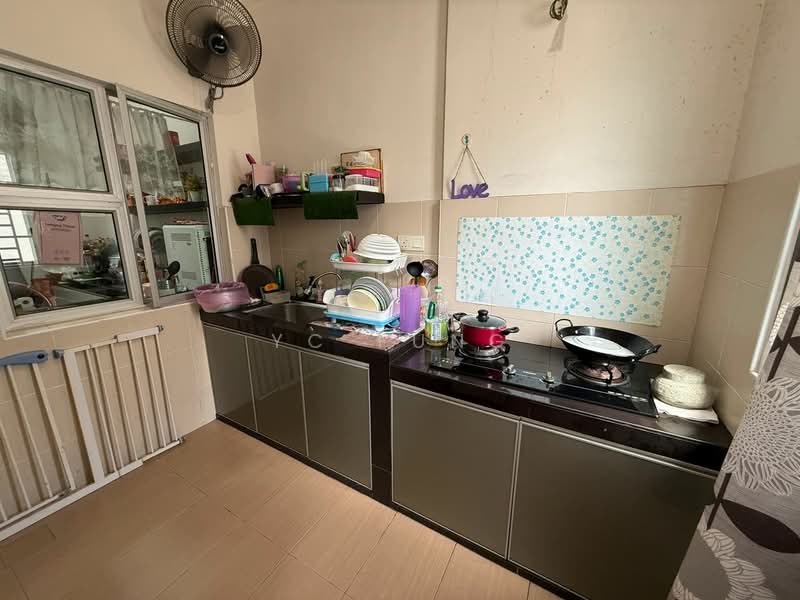 Taman Nusa Bayu untuk Untuk Dijual - RM 620,000, Apr 2026 - Kitchen - PropertyGuru.com.my