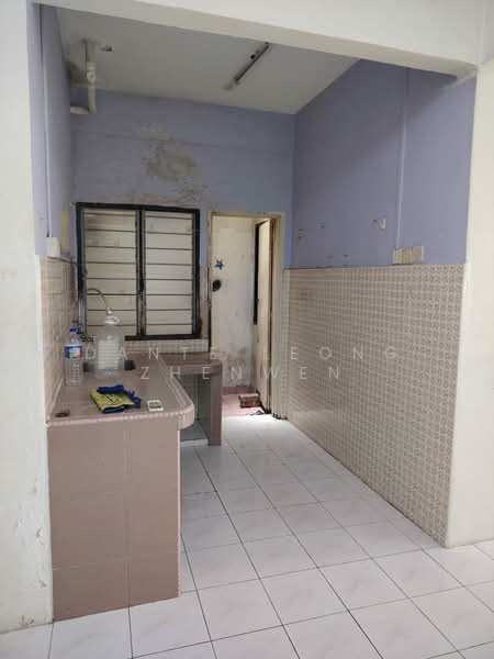 Flat for Rent at Pusat Hentian Kajang - Dante Leong Zhenwen - Kitchen - PropertyGuru.com.my